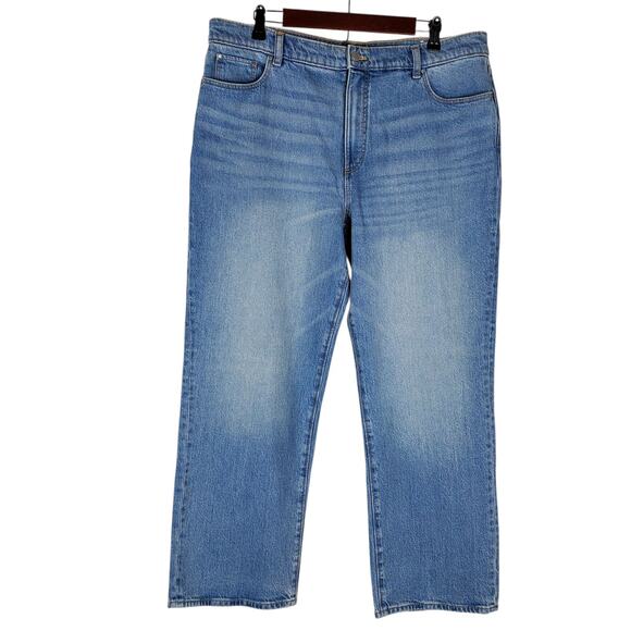 NEW Ann Taylor Straight Jeans Sz 14 Light Indigo Blue Wash Stretch Denim 28" Ins - Picture 2 of 16